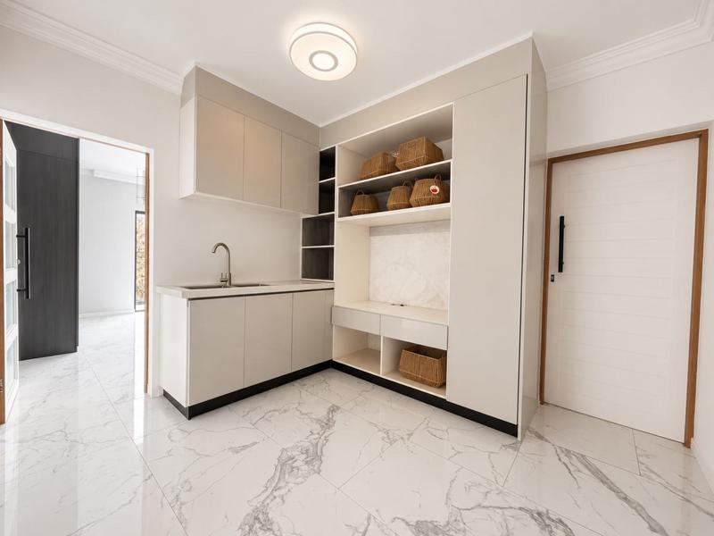 5 Bedroom Property for Sale in Birdwood Estate North West